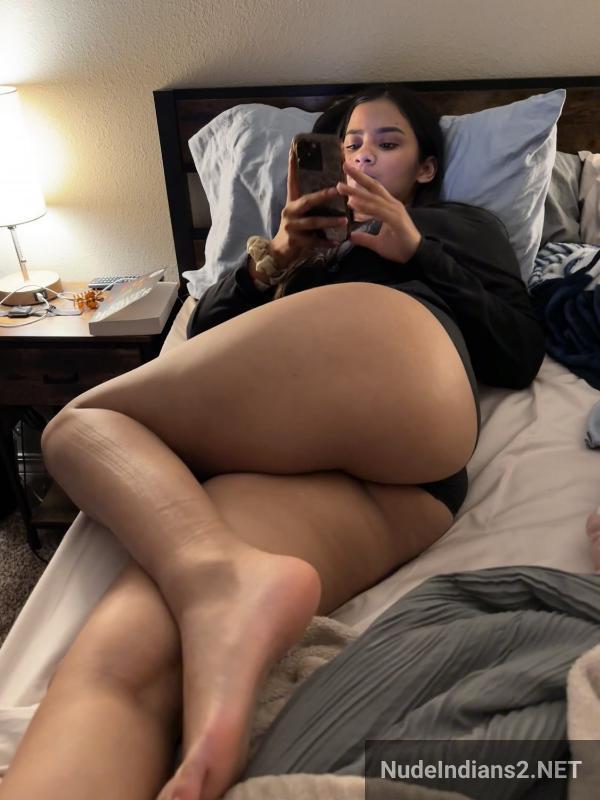 https://pub-5fcdf72a54cd4edbb03ec3edaa415a42.r2.dev/nakedleaks/seductive_nri_woman_neha_shrivastav_intimate_photos/30.jpg