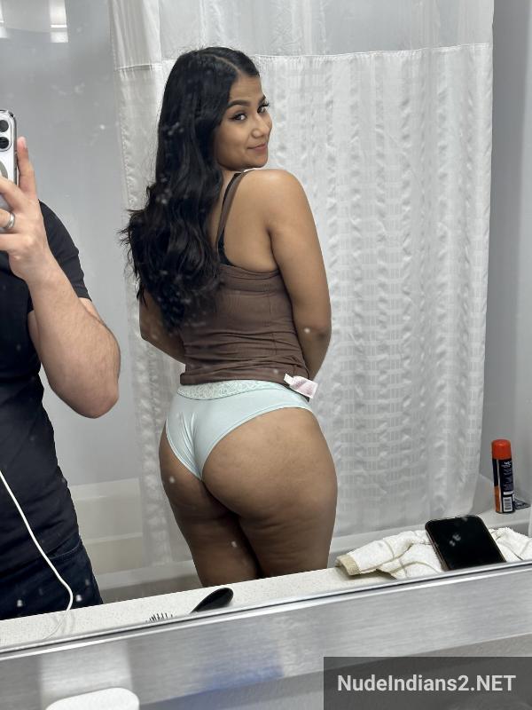 https://pub-5fcdf72a54cd4edbb03ec3edaa415a42.r2.dev/nakedleaks/seductive_nri_woman_neha_shrivastav_intimate_photos/43.jpg