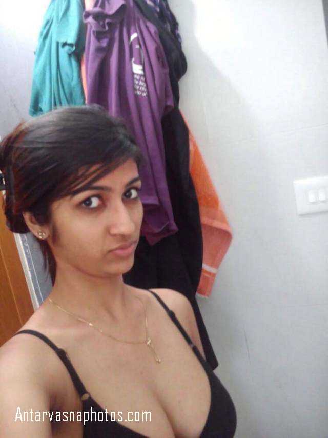 https://pub-5fcdf72a54cd4edbb03ec3edaa415a42.r2.dev/nakedleaks/seductive_nude_images_filled_with_a_girl's_desire/1.jpg