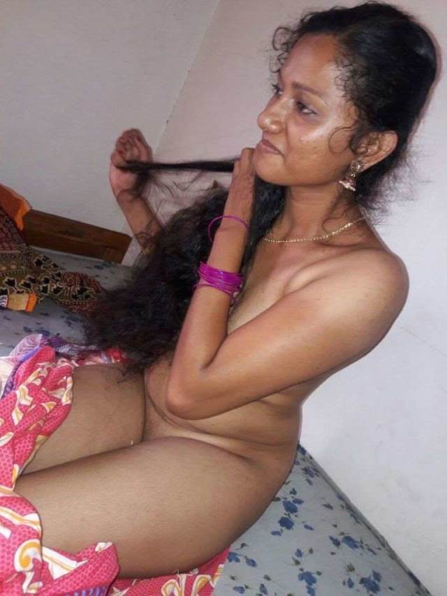 https://pub-5fcdf72a54cd4edbb03ec3edaa415a42.r2.dev/nakedleaks/seductive_partner's_playful_hot_nude_pictures/25.jpg