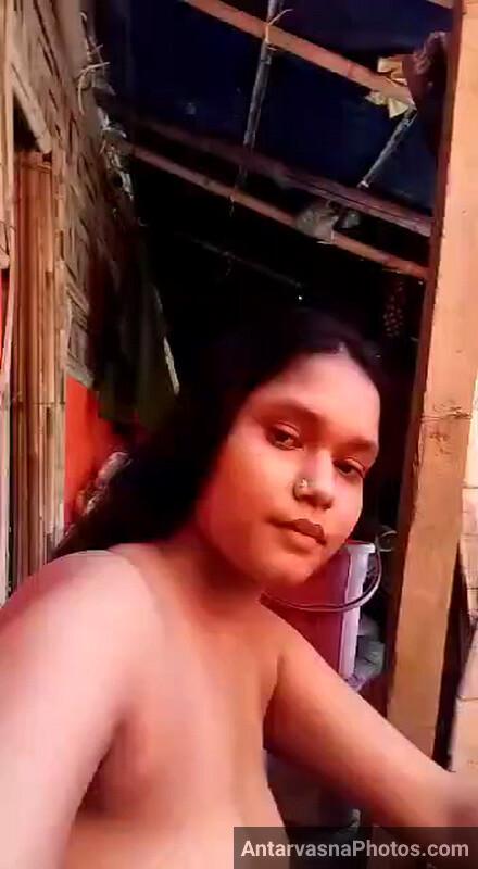 https://pub-5fcdf72a54cd4edbb03ec3edaa415a42.r2.dev/nakedleaks/seductive_photos_of_an_oriya_village_girl_exposing_herself/5.jpg