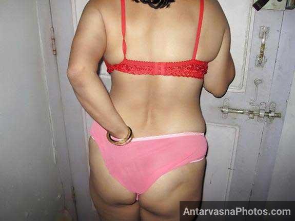 https://pub-5fcdf72a54cd4edbb03ec3edaa415a42.r2.dev/nakedleaks/seductive_photos_of_busty_mature_ladies/4.jpg