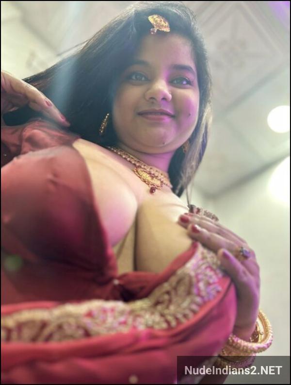 https://pub-5fcdf72a54cd4edbb03ec3edaa415a42.r2.dev/nakedleaks/seductive_photos_of_urvashi_basu_in_traditional_attire/2.jpg