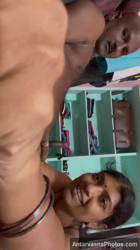 https://pub-5fcdf72a54cd4edbb03ec3edaa415a42.r2.dev/nakedleaks/seductive_pictures_of_kannada_wife_sucking_husband's_lund_at_home/0.jpg
