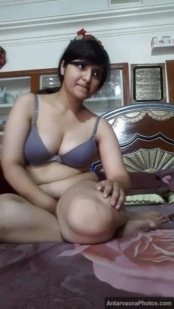 https://pub-5fcdf72a54cd4edbb03ec3edaa415a42.r2.dev/nakedleaks/seductive_punjabi_bhabhi_51_lingerie_pictures/36.jpg