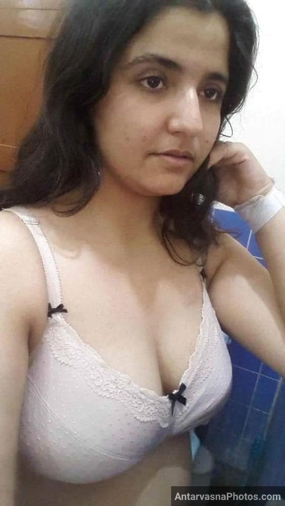 https://pub-5fcdf72a54cd4edbb03ec3edaa415a42.r2.dev/nakedleaks/seductive_punjabi_bhabhi_51_lingerie_pictures/6.jpg