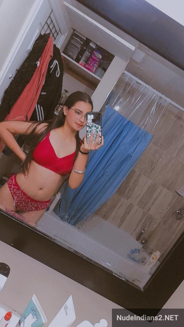 https://pub-5fcdf72a54cd4edbb03ec3edaa415a42.r2.dev/nakedleaks/seductive_punjabi_nri_lady_isha_rikhi_self-pleasuring_&_revealing_photos/5.jpg