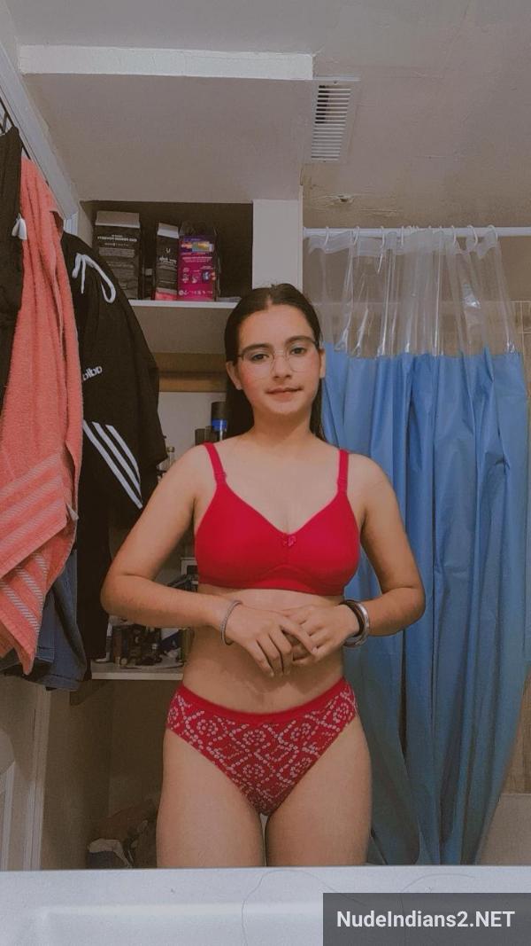 https://pub-5fcdf72a54cd4edbb03ec3edaa415a42.r2.dev/nakedleaks/seductive_punjabi_nri_lady_isha_rikhi_self-pleasuring_&_revealing_photos/6.jpg