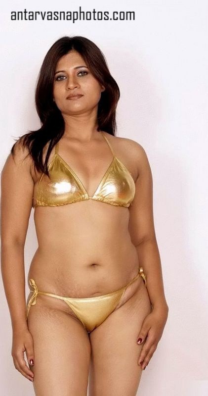https://pub-5fcdf72a54cd4edbb03ec3edaa415a42.r2.dev/nakedleaks/seductive_punjabi_wife's_topless_images/2.jpg