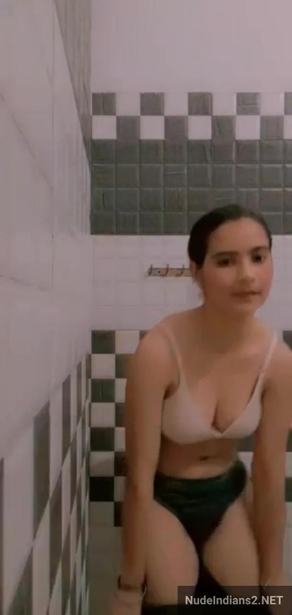 https://pub-5fcdf72a54cd4edbb03ec3edaa415a42.r2.dev/nakedleaks/seductive_reveal:_amritsar's_saloni_singh_flaunting_voluptuous_breasts/42.jpg