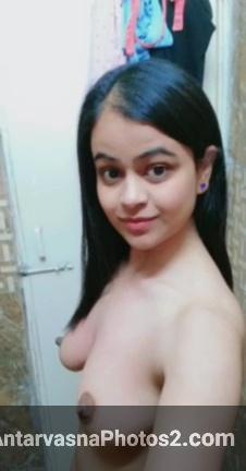 https://pub-5fcdf72a54cd4edbb03ec3edaa415a42.r2.dev/nakedleaks/seductive_riya_bhabhi's_explicit_images/9.jpg