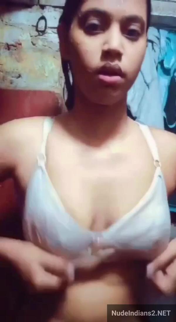 https://pub-5fcdf72a54cd4edbb03ec3edaa415a42.r2.dev/nakedleaks/seductive_selfies_of_college_student_vidhuja_nair/24.jpg