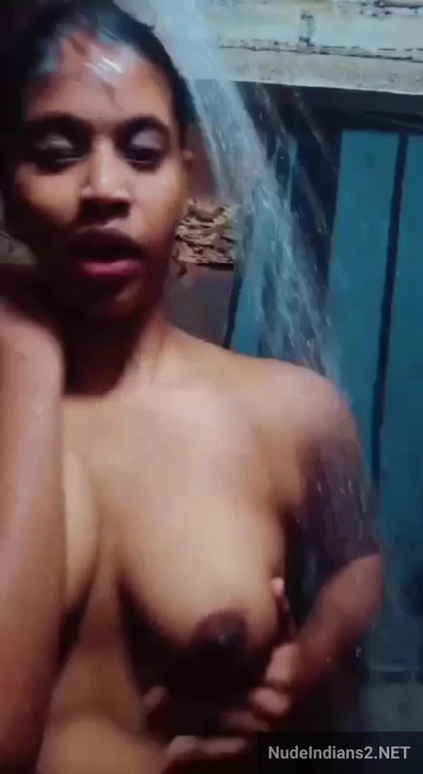 https://pub-5fcdf72a54cd4edbb03ec3edaa415a42.r2.dev/nakedleaks/seductive_selfies_of_college_student_vidhuja_nair/32.jpg