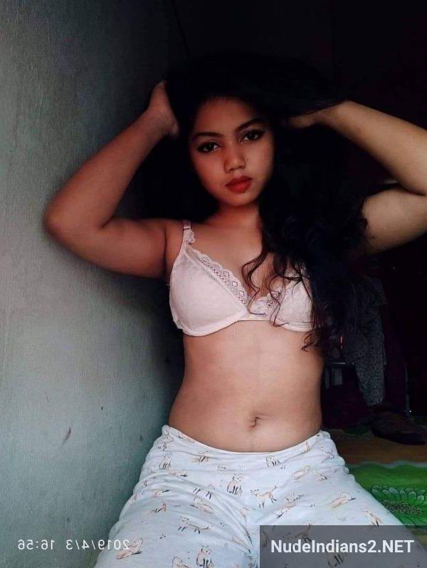 https://pub-5fcdf72a54cd4edbb03ec3edaa415a42.r2.dev/nakedleaks/seductive_selfies_of_cousin_payal_sharma_in_lingerie/14.jpg