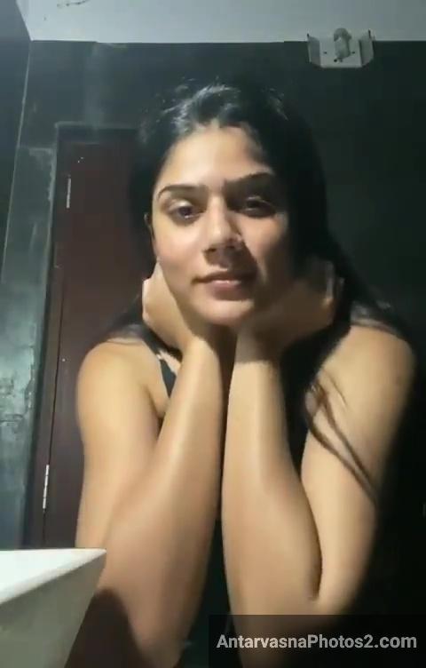 https://pub-5fcdf72a54cd4edbb03ec3edaa415a42.r2.dev/nakedleaks/seductive_selfies_of_dolly's_sister-in-law/2.jpg