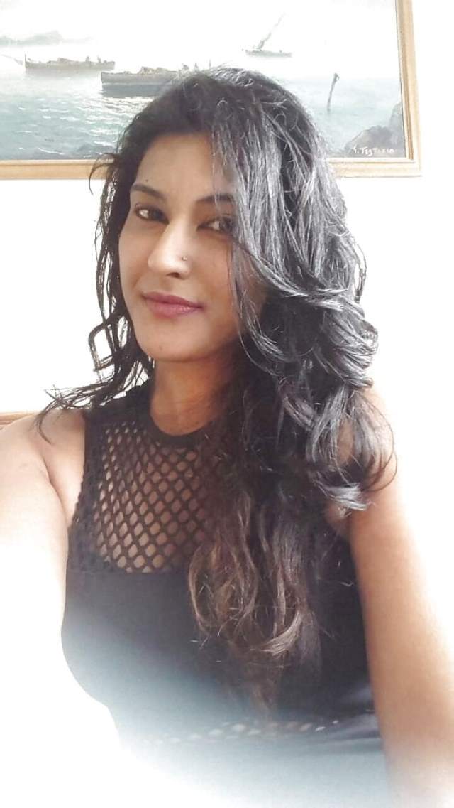 https://pub-5fcdf72a54cd4edbb03ec3edaa415a42.r2.dev/nakedleaks/seductive_sonali's_sensual_adult_pictures/5.jpg