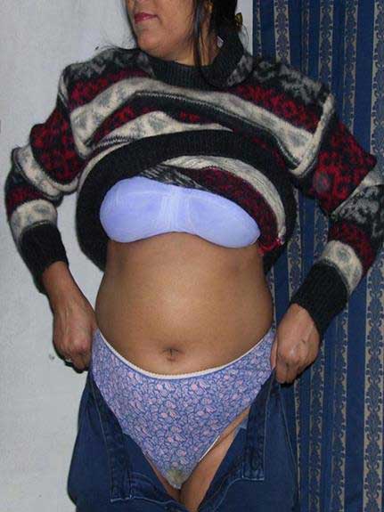 https://pub-5fcdf72a54cd4edbb03ec3edaa415a42.r2.dev/nakedleaks/seductive_south_indian_aunty_with_spicy_desires/0.jpg