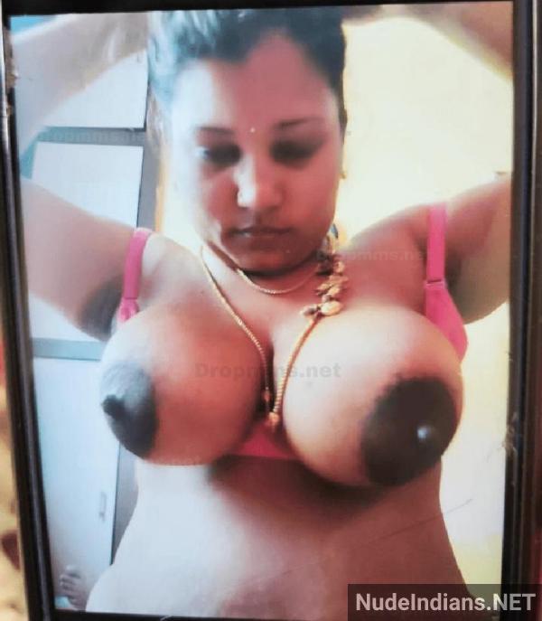 https://pub-5fcdf72a54cd4edbb03ec3edaa415a42.r2.dev/nakedleaks/seductive_tamil_aunt_delights_in_erotic_encounter_–_busty_wife_tease/0.jpg