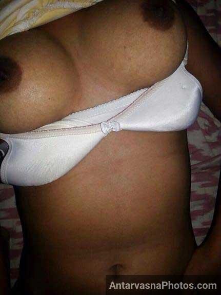 https://pub-5fcdf72a54cd4edbb03ec3edaa415a42.r2.dev/nakedleaks/seductive_university_student_with_large_breasts_captured_in_photo/2.jpg