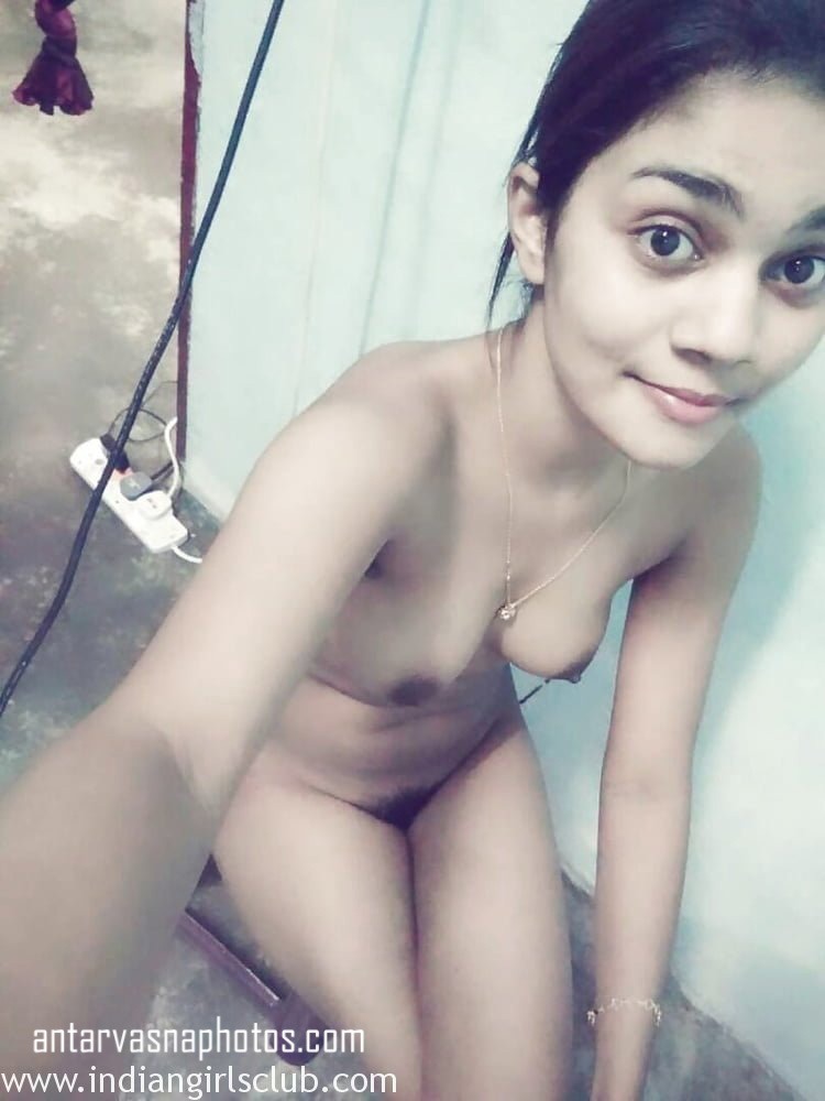 https://pub-5fcdf72a54cd4edbb03ec3edaa415a42.r2.dev/nakedleaks/seductive_young_girl_reveals_her_firm_chest_and_intimate_area/2.jpg