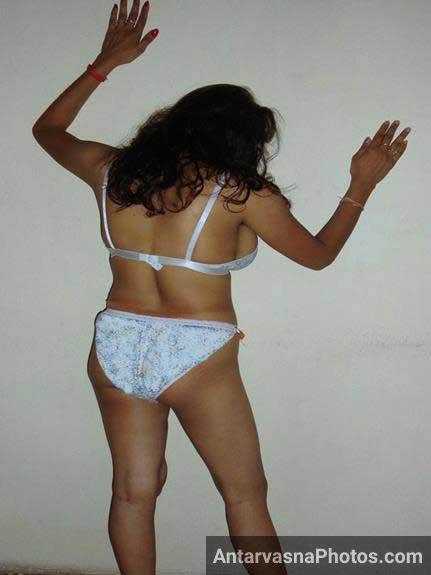 https://pub-5fcdf72a54cd4edbb03ec3edaa415a42.r2.dev/nakedleaks/sensational_indian_lady's_nude_photos/1.jpg