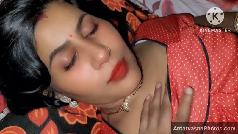 https://pub-5fcdf72a54cd4edbb03ec3edaa415a42.r2.dev/nakedleaks/sensual_aunt_with_hairy_pussy_intimate_hd_images/3.jpg