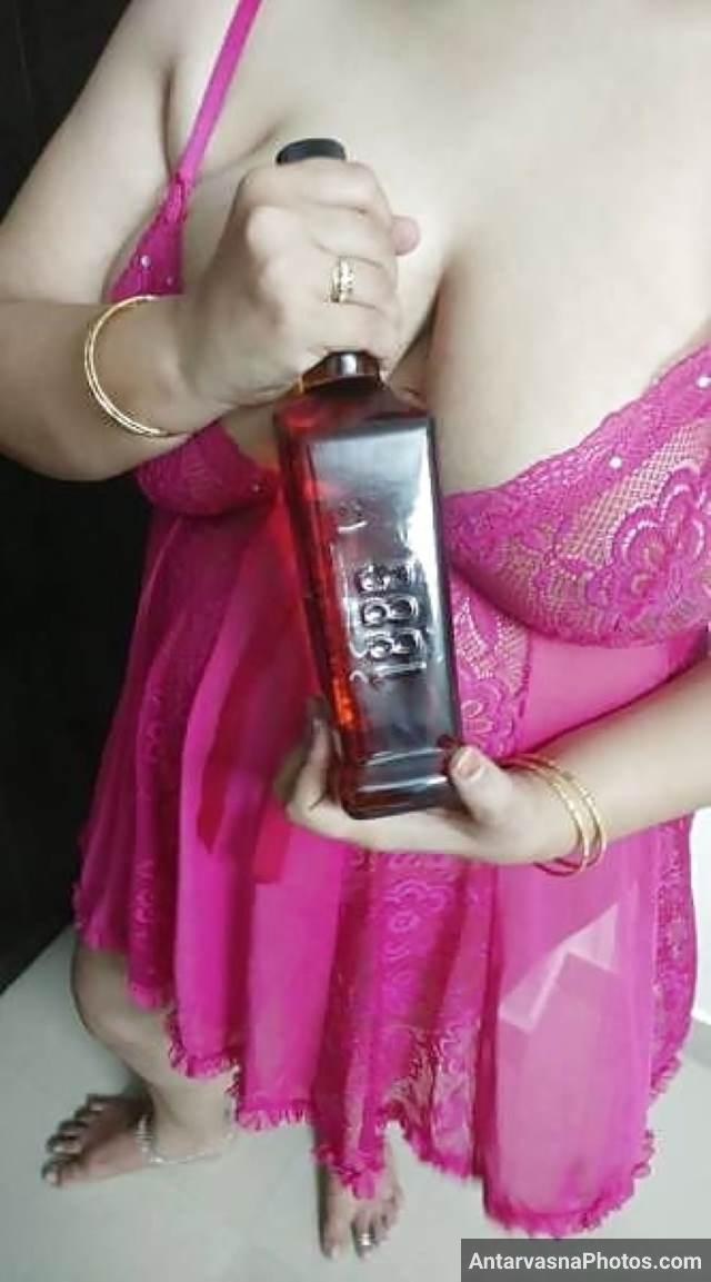 https://pub-5fcdf72a54cd4edbb03ec3edaa415a42.r2.dev/nakedleaks/sensual_babita's_indian_oral_photos/15.jpg