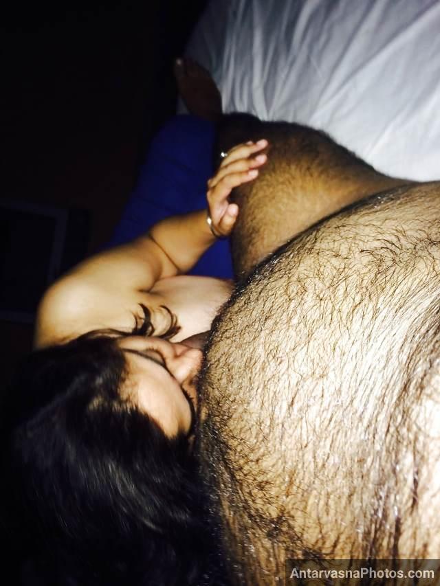 https://pub-5fcdf72a54cd4edbb03ec3edaa415a42.r2.dev/nakedleaks/sensual_babita's_indian_oral_photos/17.jpg
