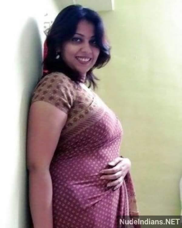 https://pub-5fcdf72a54cd4edbb03ec3edaa415a42.r2.dev/nakedleaks/sensual_bangla_bbw_wife_exposing_her_voluptuous_curves/22.jpg