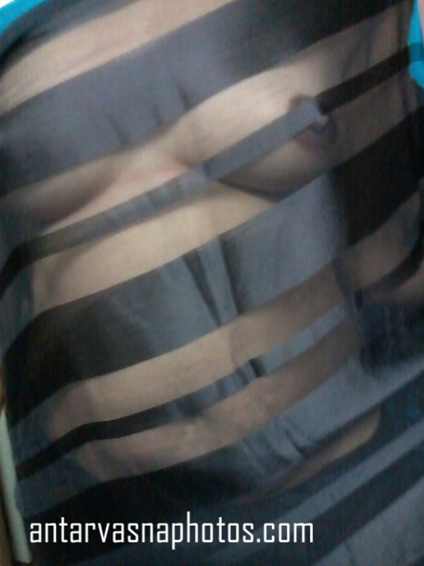 https://pub-5fcdf72a54cd4edbb03ec3edaa415a42.r2.dev/nakedleaks/sensual_bhabhi's_gentle_bosom_snapshots/1.jpg