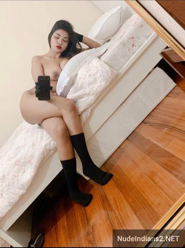 https://pub-5fcdf72a54cd4edbb03ec3edaa415a42.r2.dev/nakedleaks/sensual_display_of_bengali_model_tasnia_khan's_naked_form/39.jpg