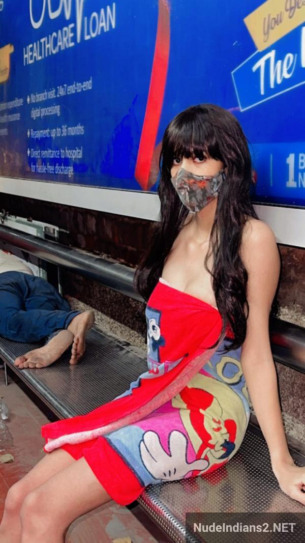 https://pub-5fcdf72a54cd4edbb03ec3edaa415a42.r2.dev/nakedleaks/sensual_gamer_nisha_rani's_risqué_urban_display/67.jpg