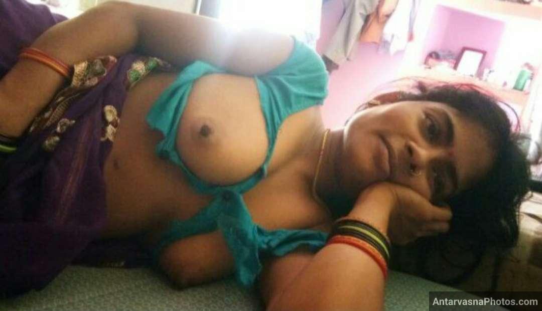 https://pub-5fcdf72a54cd4edbb03ec3edaa415a42.r2.dev/nakedleaks/sensual_images_of_bihari_housewife_in_intimate_moments/24.jpg
