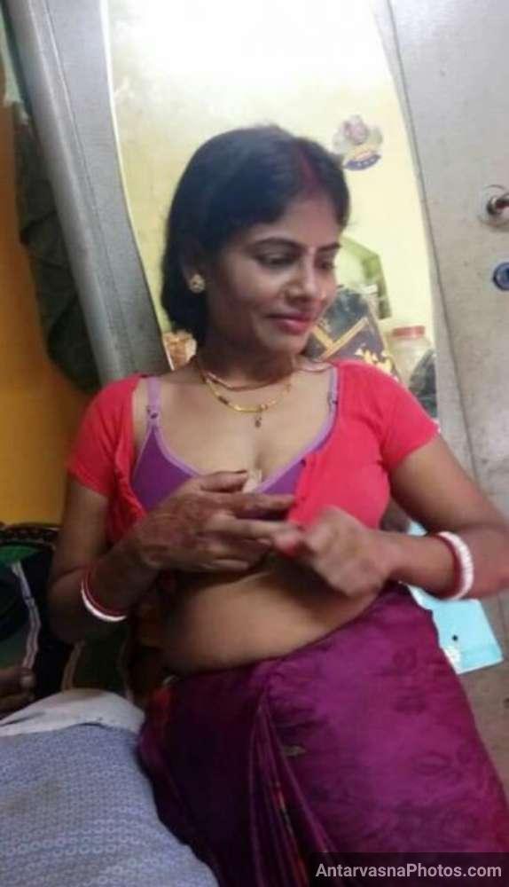 https://pub-5fcdf72a54cd4edbb03ec3edaa415a42.r2.dev/nakedleaks/sensual_images_of_bihari_housewife_in_intimate_moments/8.jpg