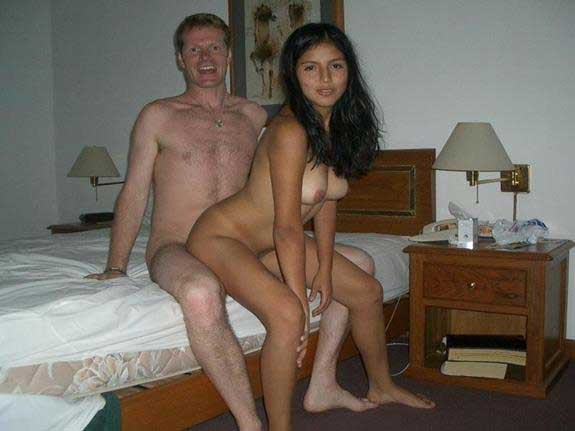 https://pub-5fcdf72a54cd4edbb03ec3edaa415a42.r2.dev/nakedleaks/sensual_images_of_desi_indian_call_girls/4.jpg