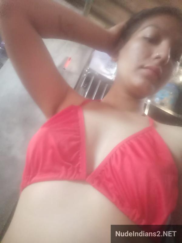 https://pub-5fcdf72a54cd4edbb03ec3edaa415a42.r2.dev/nakedleaks/sensual_images_of_gujarati_hetal_shah's_milky_white_nude_figure/1.jpg