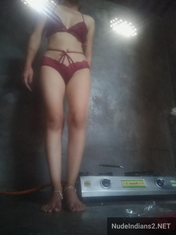 https://pub-5fcdf72a54cd4edbb03ec3edaa415a42.r2.dev/nakedleaks/sensual_images_of_gujarati_hetal_shah's_milky_white_nude_figure/4.jpg