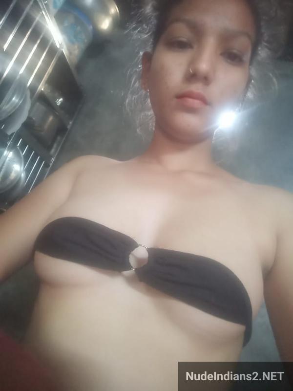 https://pub-5fcdf72a54cd4edbb03ec3edaa415a42.r2.dev/nakedleaks/sensual_images_of_gujarati_hetal_shah's_milky_white_nude_figure/7.jpg