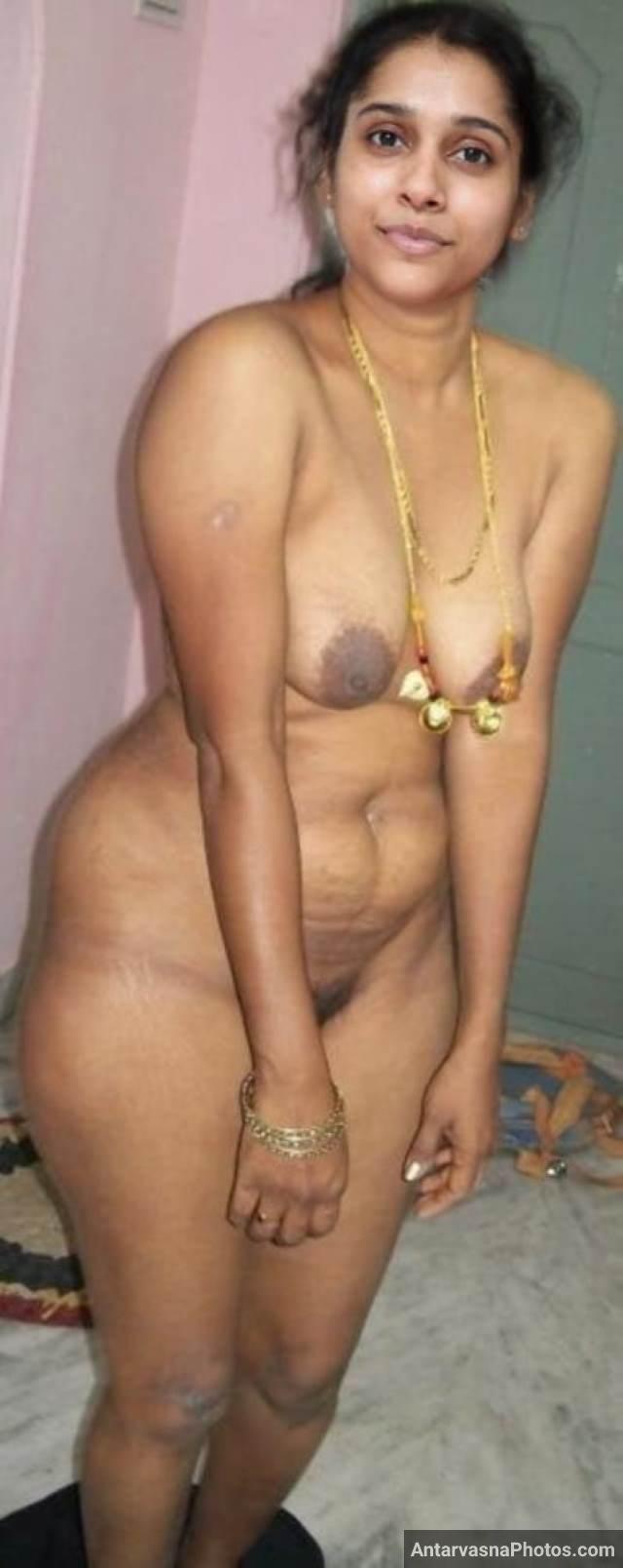 https://pub-5fcdf72a54cd4edbb03ec3edaa415a42.r2.dev/nakedleaks/sensual_images_of_indian_aunties/25.jpg
