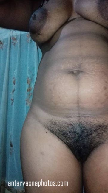 https://pub-5fcdf72a54cd4edbb03ec3edaa415a42.r2.dev/nakedleaks/sensual_images_of_indian_bhabhi_preeti/5.jpg