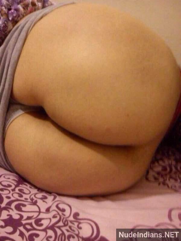 https://pub-5fcdf72a54cd4edbb03ec3edaa415a42.r2.dev/nakedleaks/sensual_images_of_indian_sister-in-laws_with_ample_bosoms_and_curvy_backsides/29.jpg