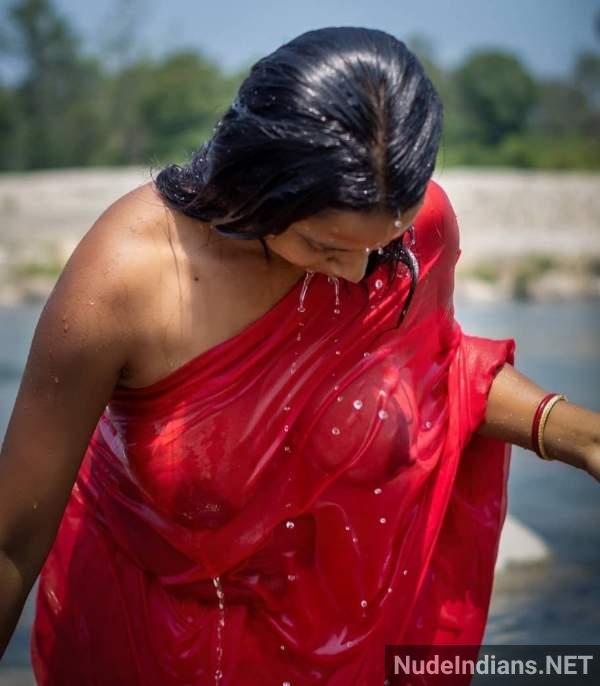 https://pub-5fcdf72a54cd4edbb03ec3edaa415a42.r2.dev/nakedleaks/sensual_images_of_indian_sister-in-laws_with_ample_bosoms_and_curvy_backsides/4.jpg