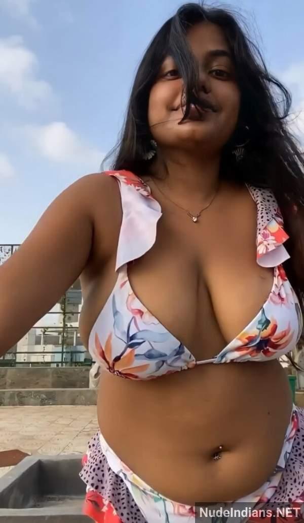 https://pub-5fcdf72a54cd4edbb03ec3edaa415a42.r2.dev/nakedleaks/sensual_images_of_indian_women_baring_their_ample_breasts/46.jpg