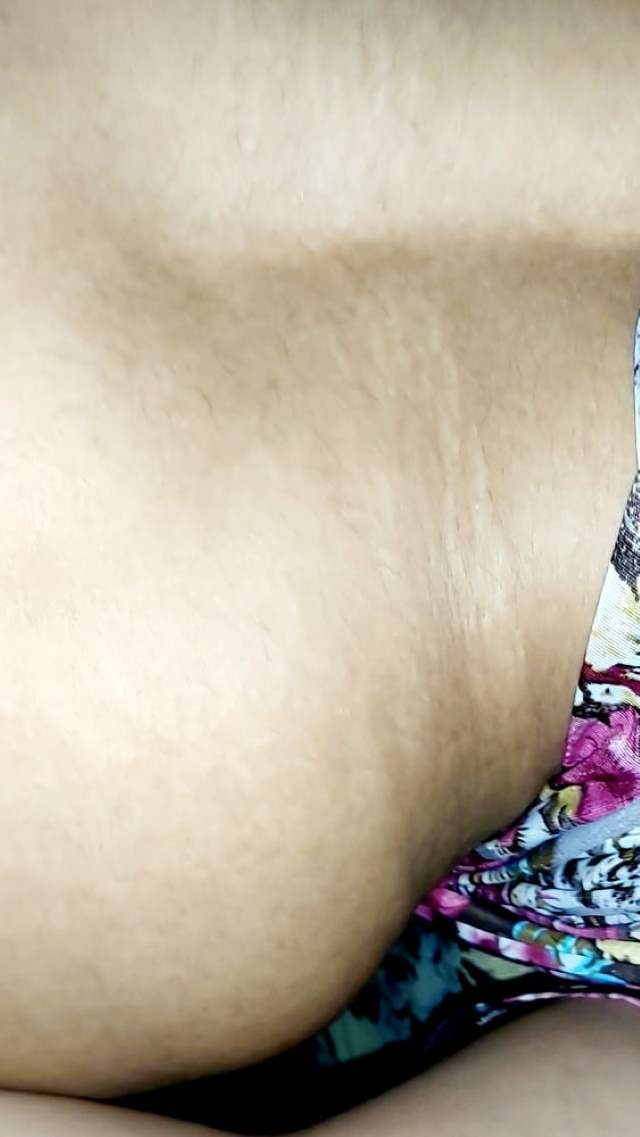 https://pub-5fcdf72a54cd4edbb03ec3edaa415a42.r2.dev/nakedleaks/sensual_images_of_kavya_in_intimate_moments/34.jpg