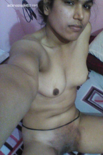 Sensual Images of Priti, the Bhabhi from Bhagalpur
