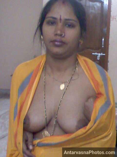 https://pub-5fcdf72a54cd4edbb03ec3edaa415a42.r2.dev/nakedleaks/sensual_images_of_saree-clad_housemaids/3.jpg
