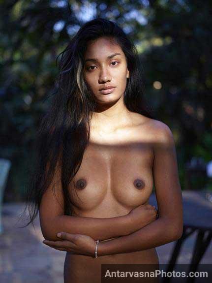 https://pub-5fcdf72a54cd4edbb03ec3edaa415a42.r2.dev/nakedleaks/sensual_images_of_youthful_indian_beauty/3.jpg