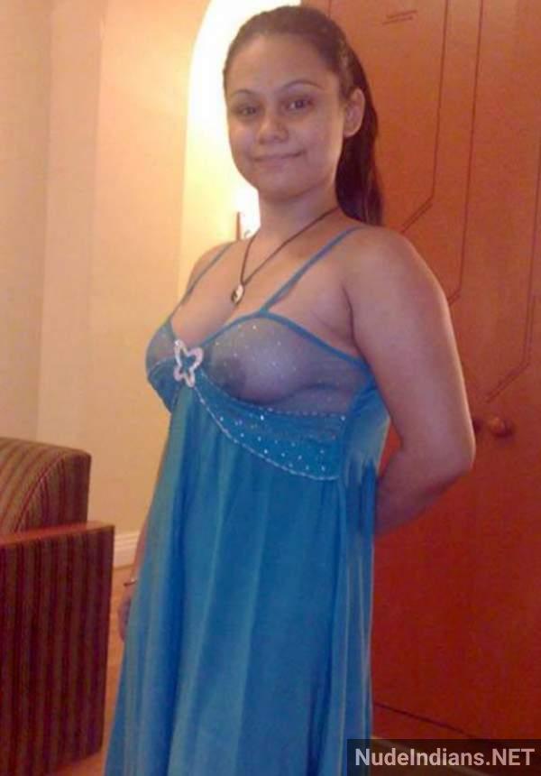 https://pub-5fcdf72a54cd4edbb03ec3edaa415a42.r2.dev/nakedleaks/sensual_indian_aunties_reveal_all_in_xxx_hindi_images/23.jpg