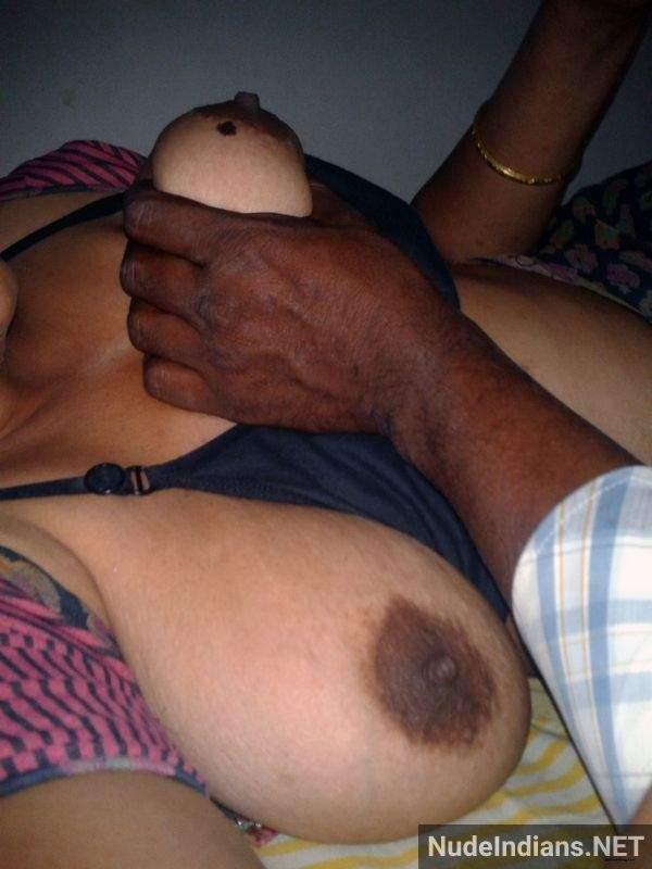 https://pub-5fcdf72a54cd4edbb03ec3edaa415a42.r2.dev/nakedleaks/sensual_indian_aunties_reveal_all_in_xxx_hindi_images/44.jpg