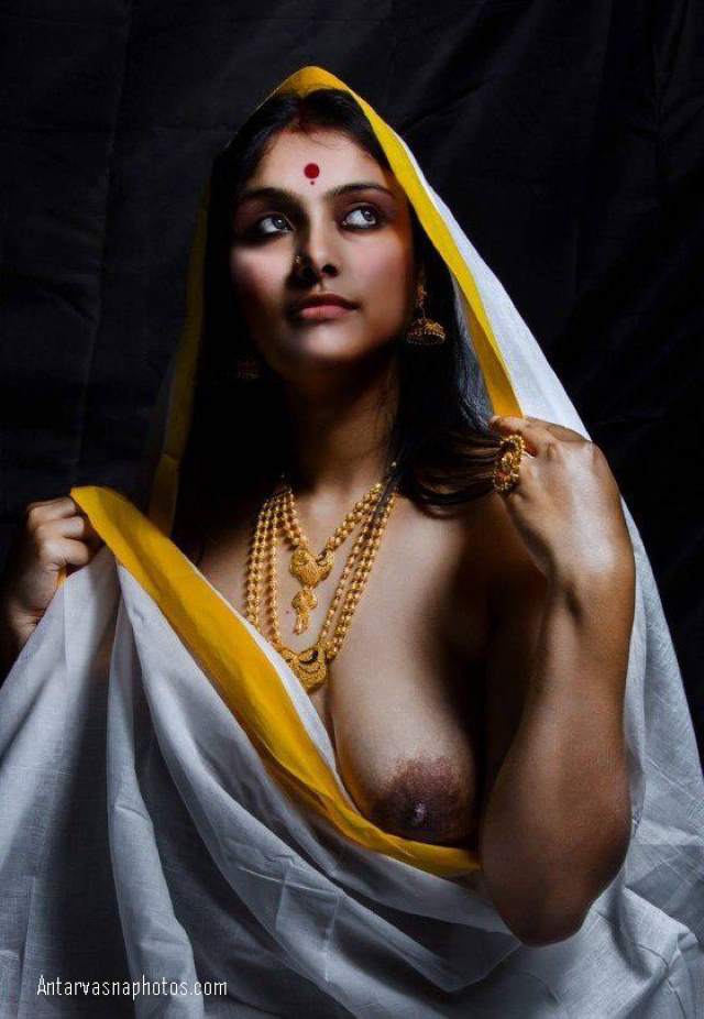 https://pub-5fcdf72a54cd4edbb03ec3edaa415a42.r2.dev/nakedleaks/sensual_indian_bhabhi_kamasutra_inspired_images/0.jpg